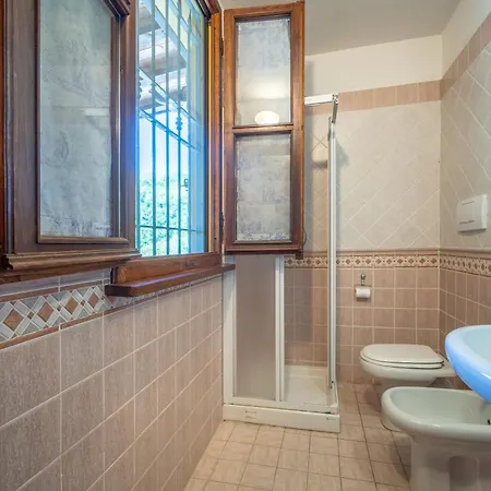 Casa Elia Tuscany- Lucca With Private Pool At Exclusive Use! Holiday home *